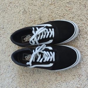 Black Vans Sneakers 9